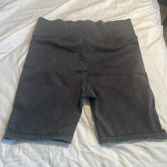 Offline by Aerie, high rise bike shorts, 7” inseam per tag, size XL. - Picture 6 of 6